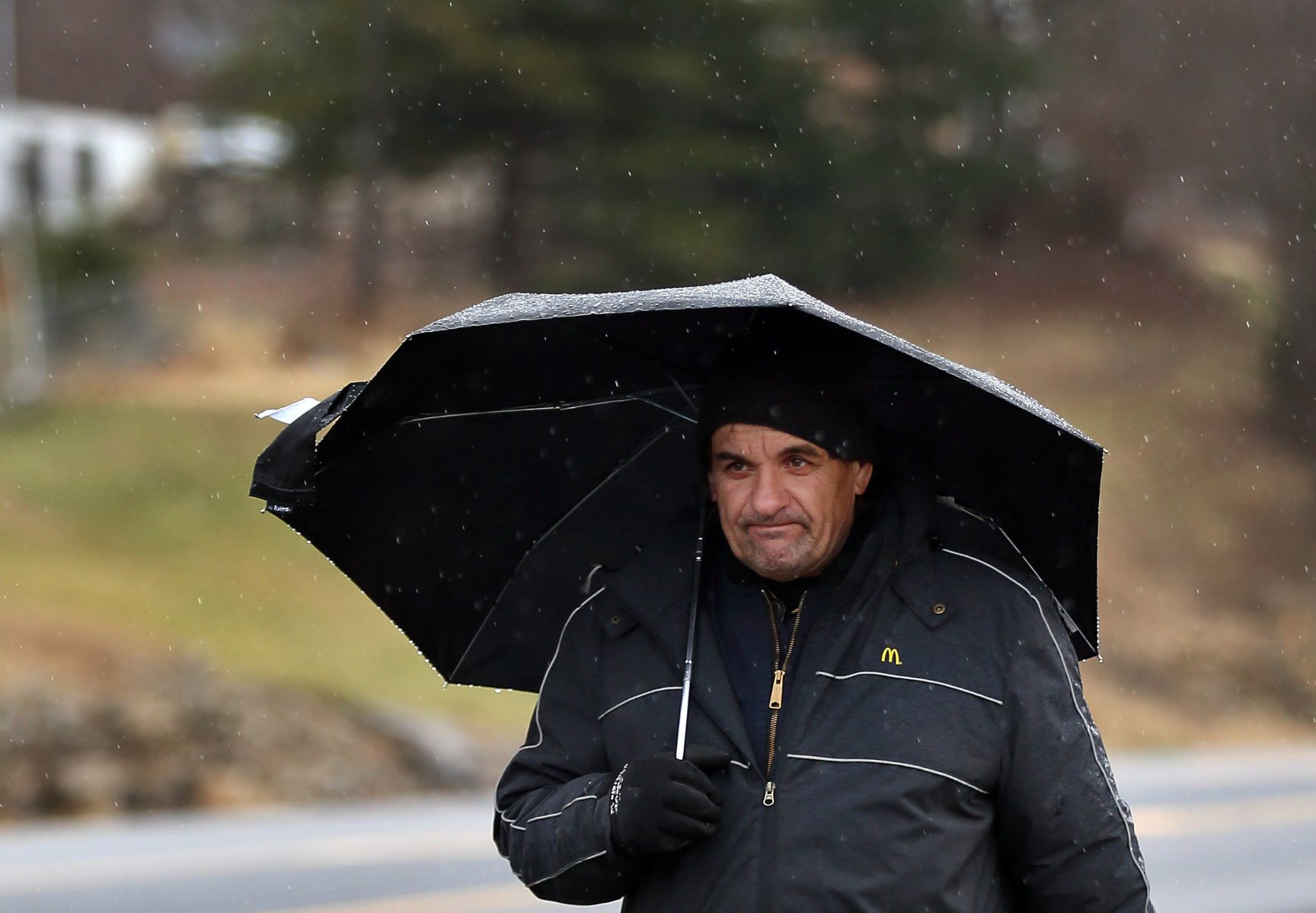 Winter storm brings icy conditions to St. Louis